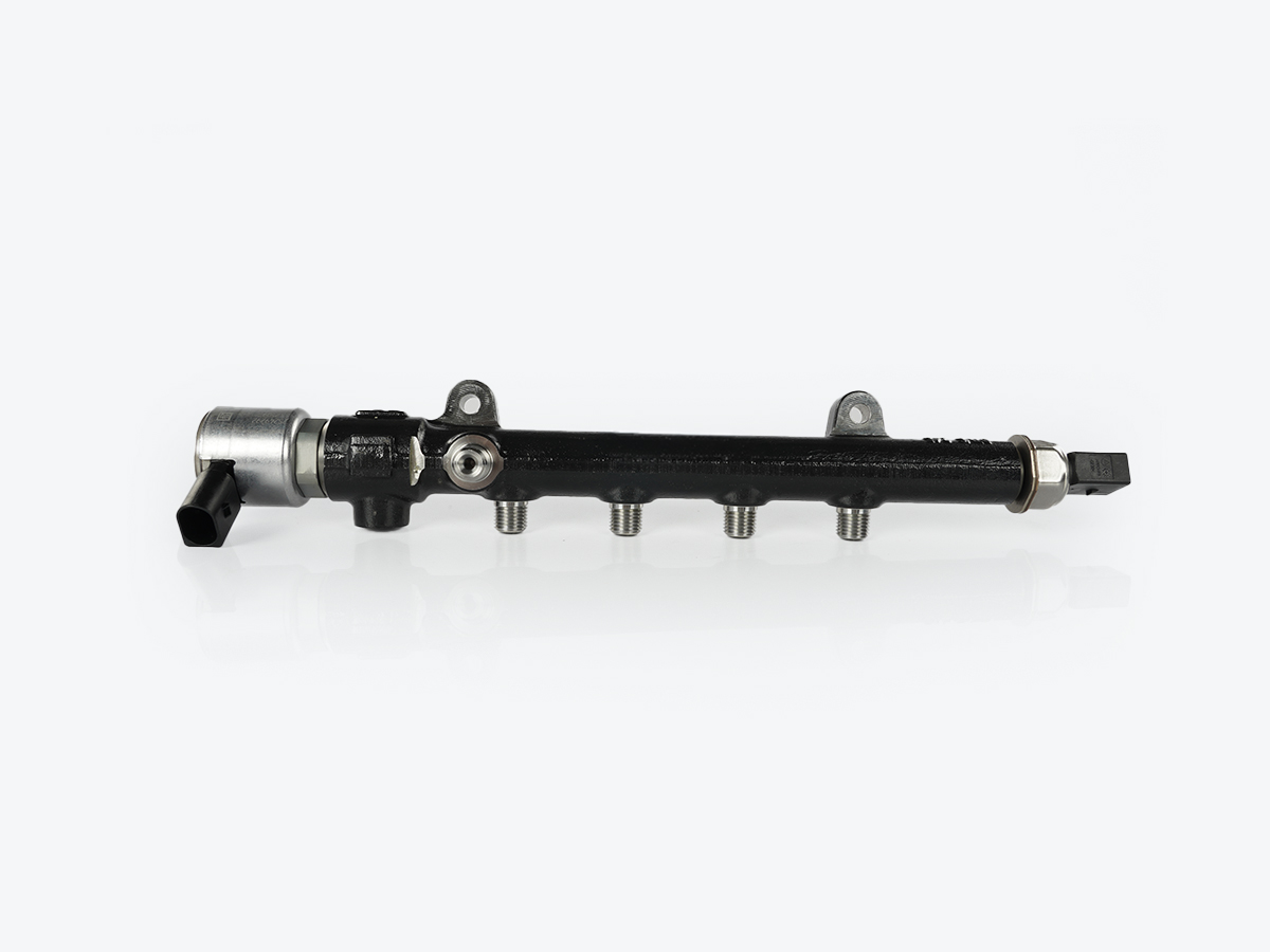 An image showing a side view of Rail Fuel DFR 4.2 LHPV 19.1CC Rail (Part 320/A6748)