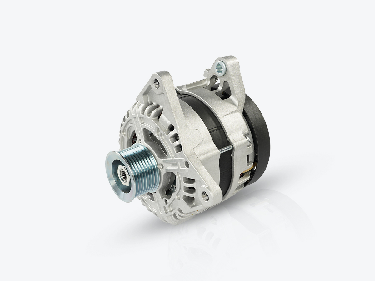 An image showing the front view of 28V 100A Alternator (Part 320/D9674)