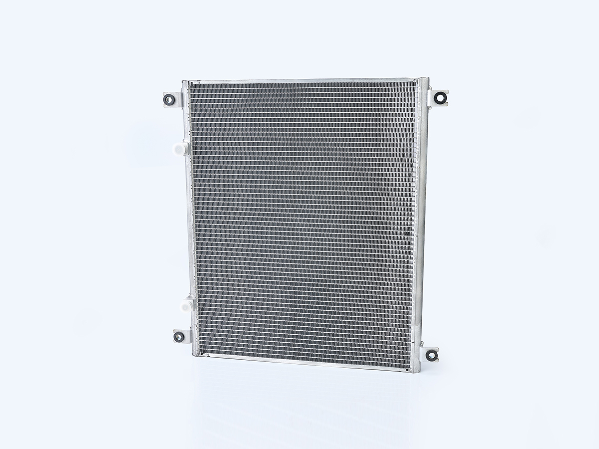 An image showing the front view of loadall Condenser Radiator (Part 332/E9000)