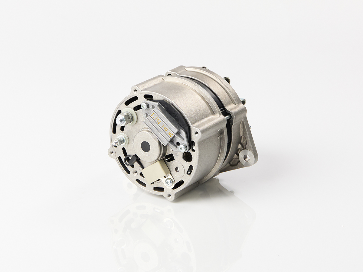 An image showing the back view of Alternator 14V 100A (Part 333/H5769)