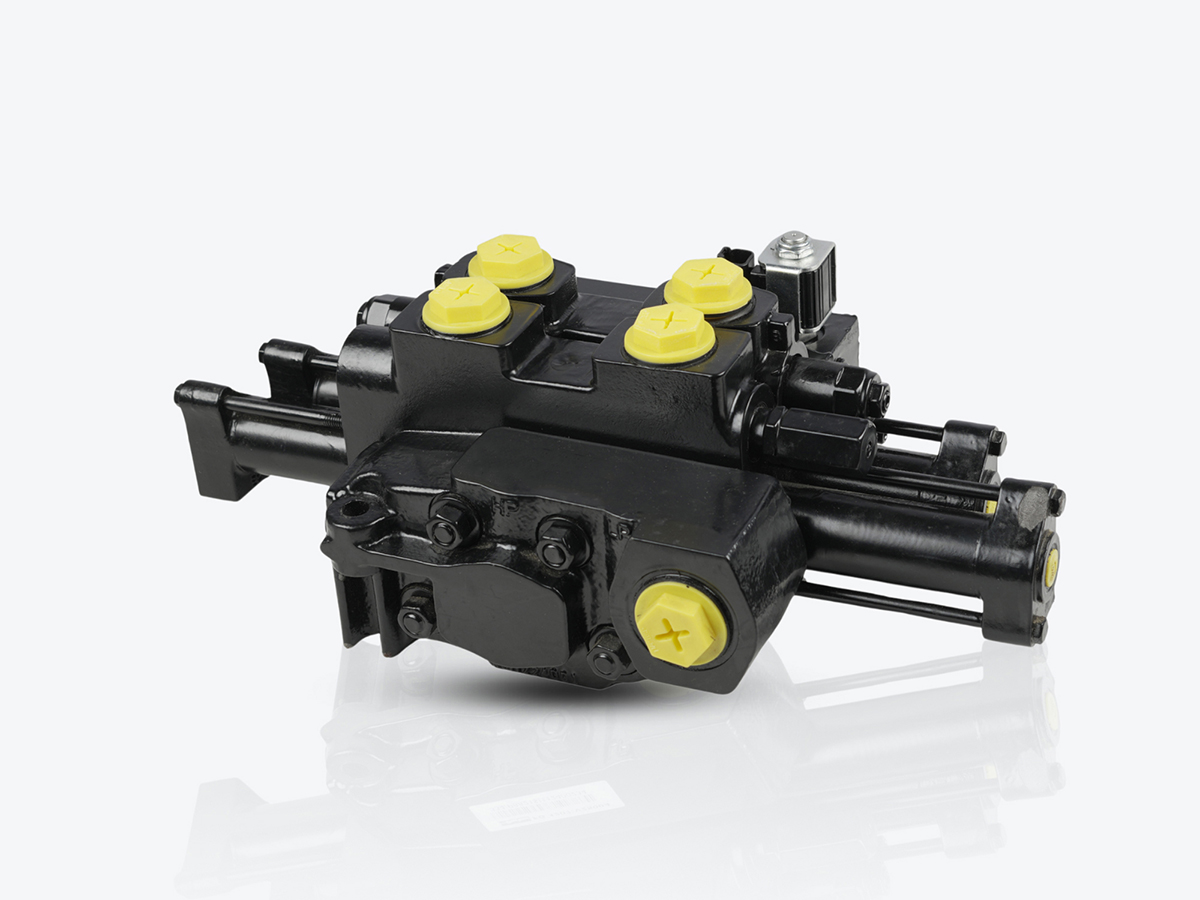 An image showing the front view of HYDROCONTROL 3 SPOOL LVB- (Part 334/Y5737)