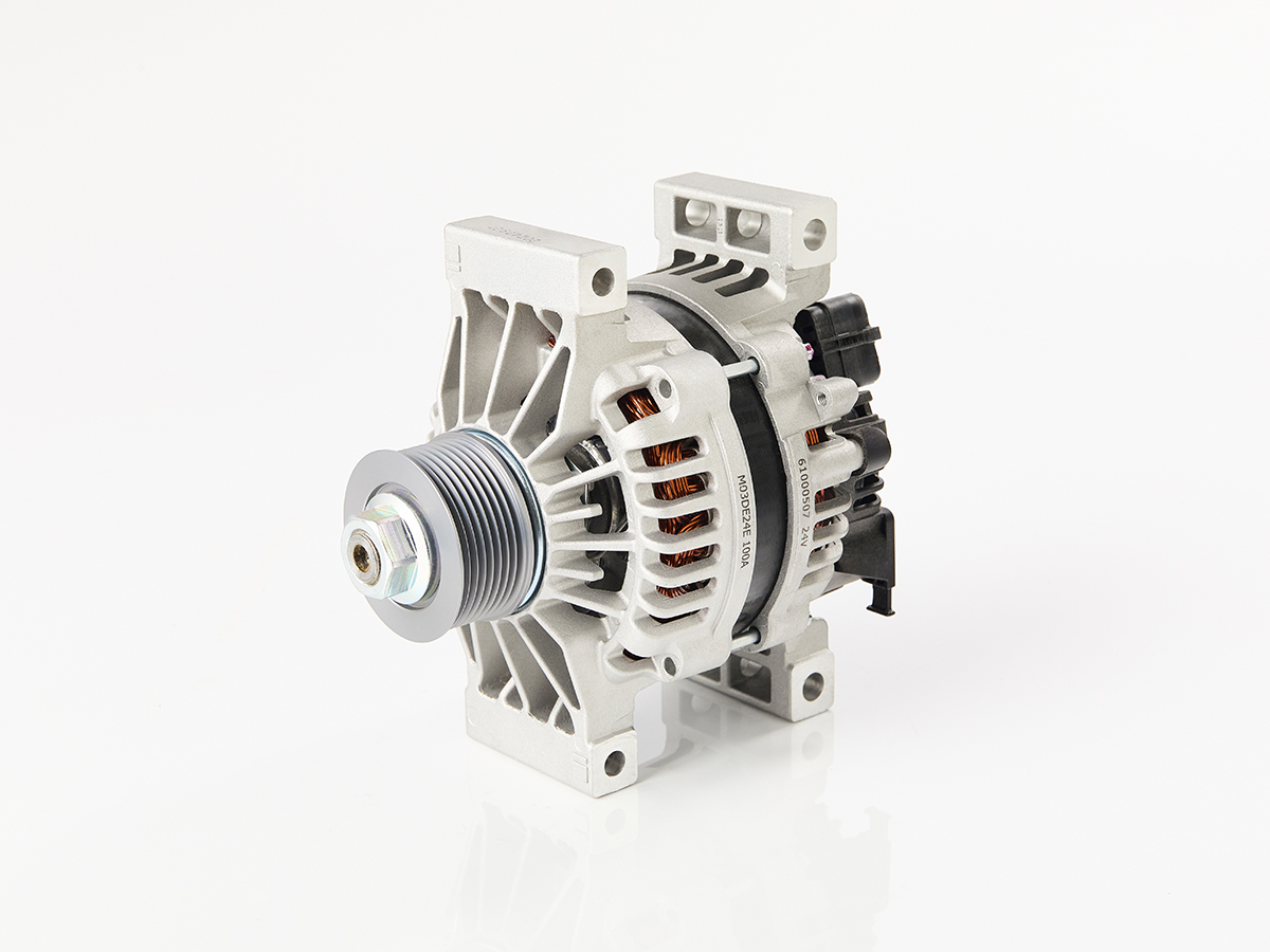 An image showing the front view of 24V 100A Alternator (Part 400/08433)