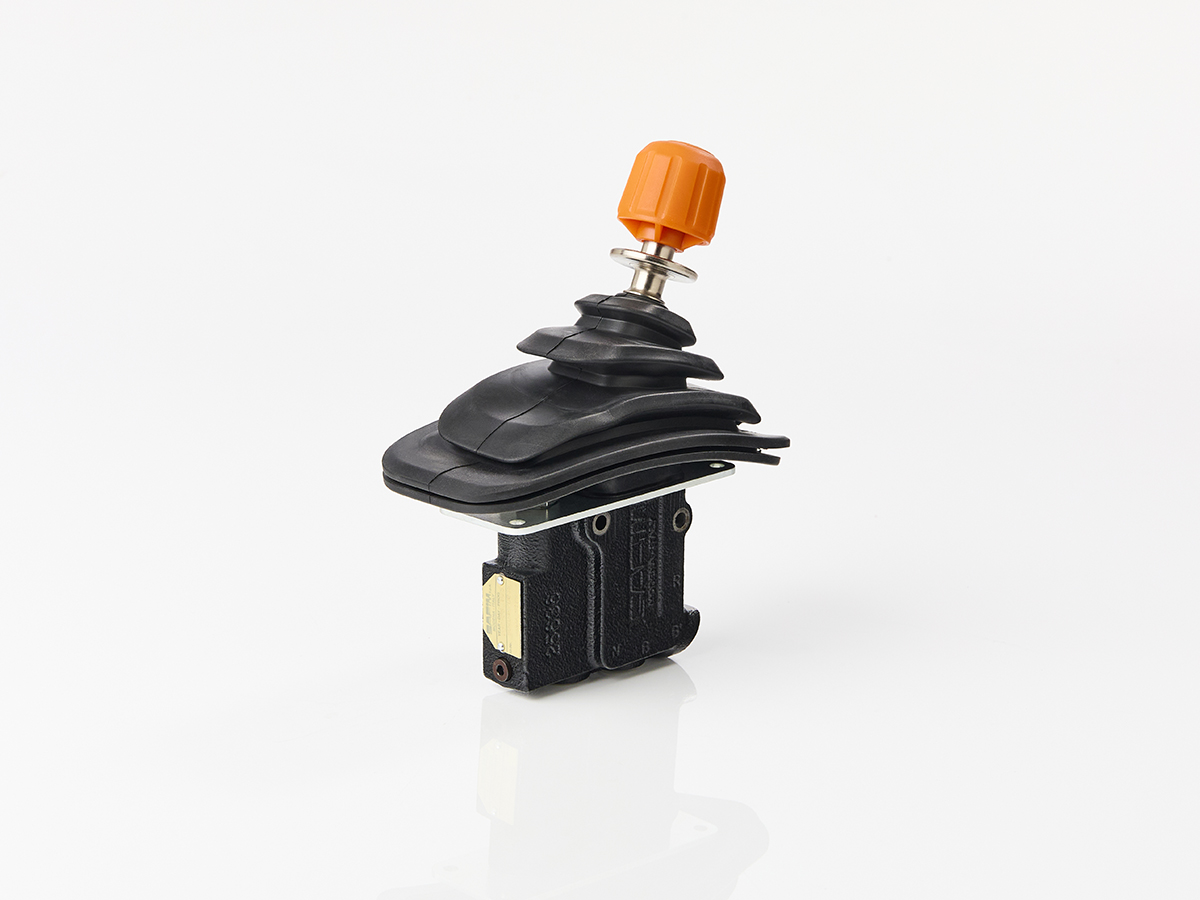 An image showing the front view of Hydraulic Handbrake Assembly - 40 bar (Part 400/Z5179)