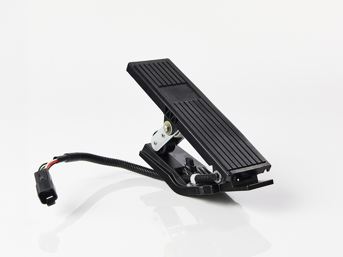 An image showing the front view of Throttle Pedal Assembly (Part 401/C5044)