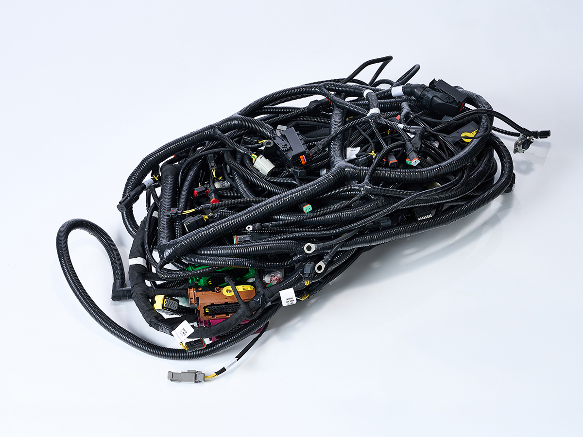 An image showing the front view of Revolver Harness – 220X STG V (Part 402/L9438)