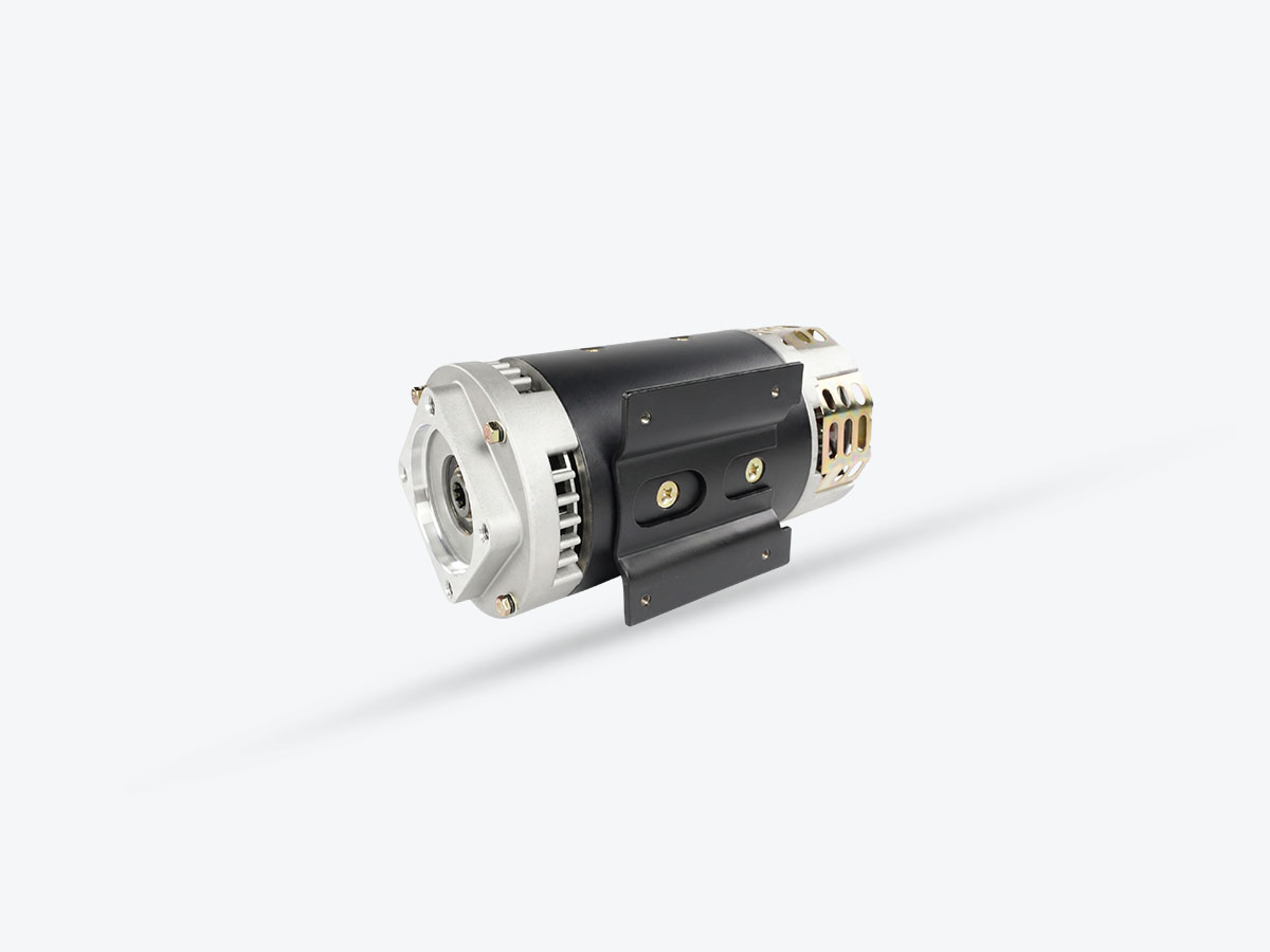 An image showing a side view of DC Motor 3.3 KW 24V (Part 443/E0048)