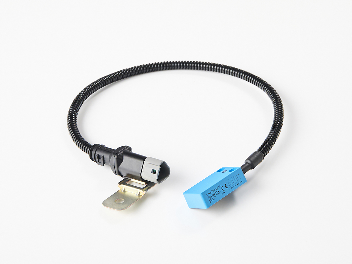 An image showing the front view of Proximity Switch (Part 701/80314)