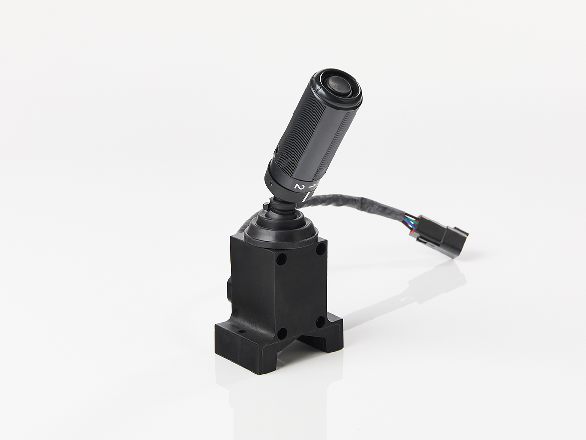 Left Hand Reverse Lever Forward & Reverse Lever