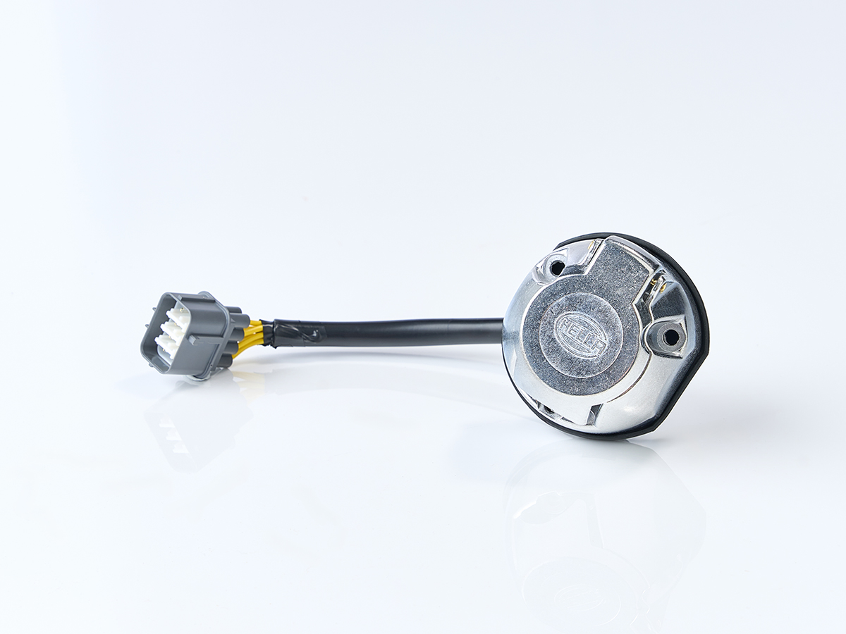 An image showing the front view of Trailer Socket – 7 Pin (Part 719/41400)