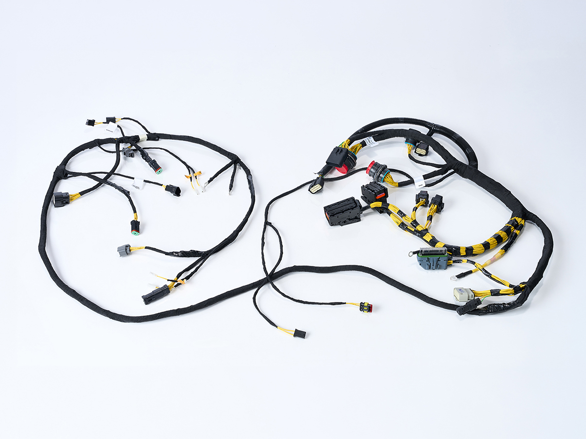 An image showing the front view of Rear Cab Harness – HMH 50 kph (Part 721/D8317)